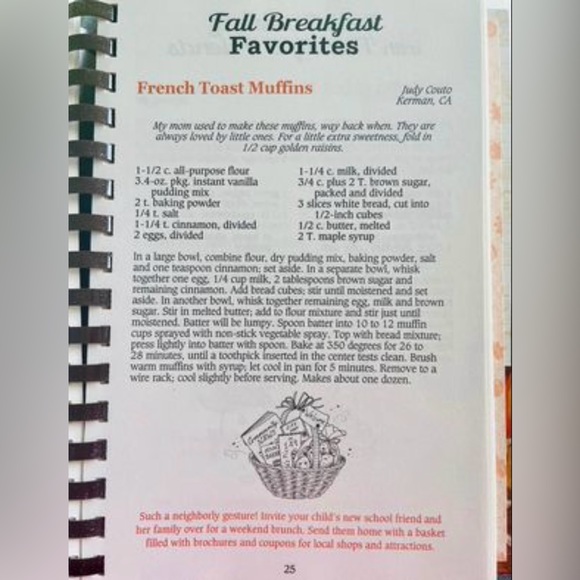 *Gooseberry Patch Fall Cooking With Family & Friends - Picture 5 of 11